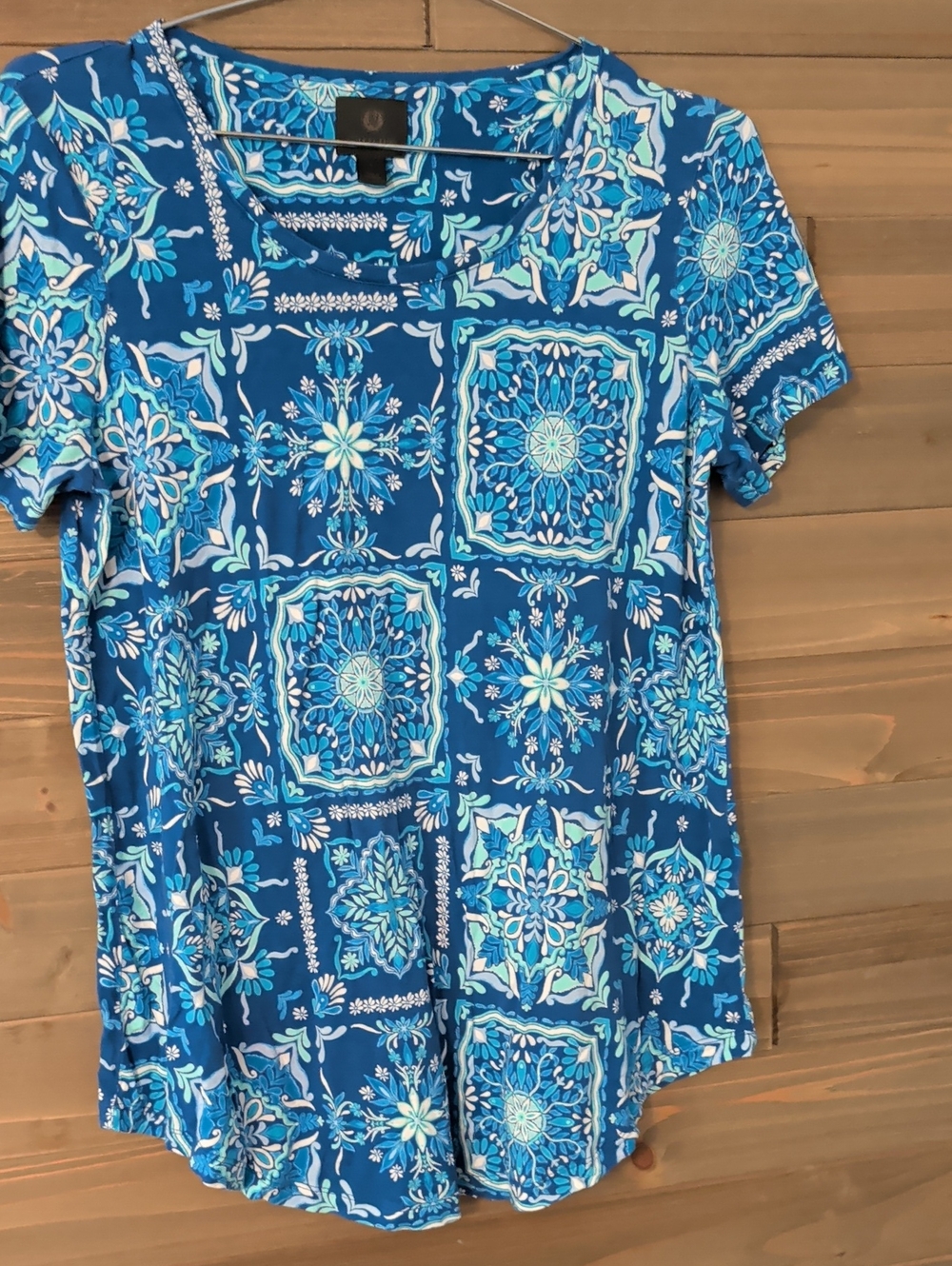 JM Collection Blue Tile-Print Short Sleeve Tee